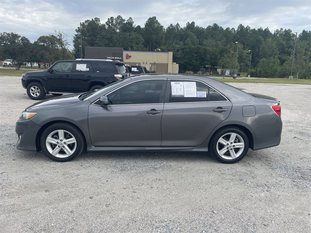 2014 Toyota Camry SE