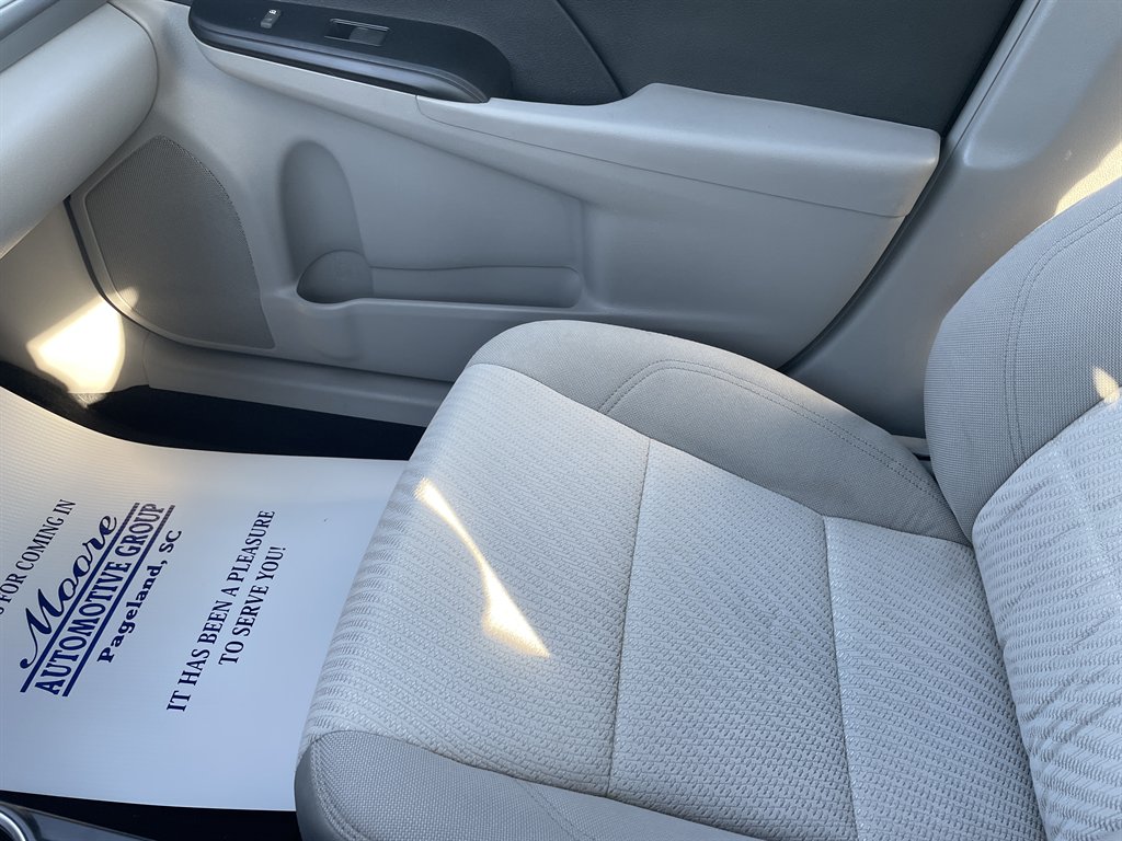 2013 Toyota Camry LE - Photo 23