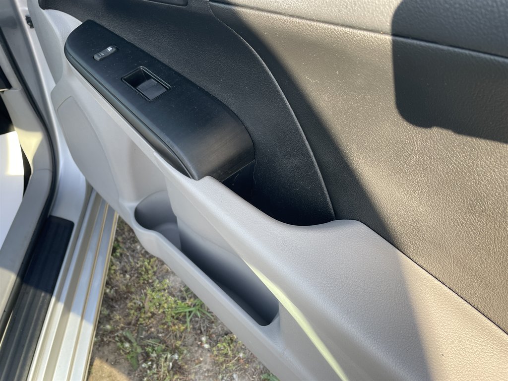 2013 Toyota Camry LE - Photo 16