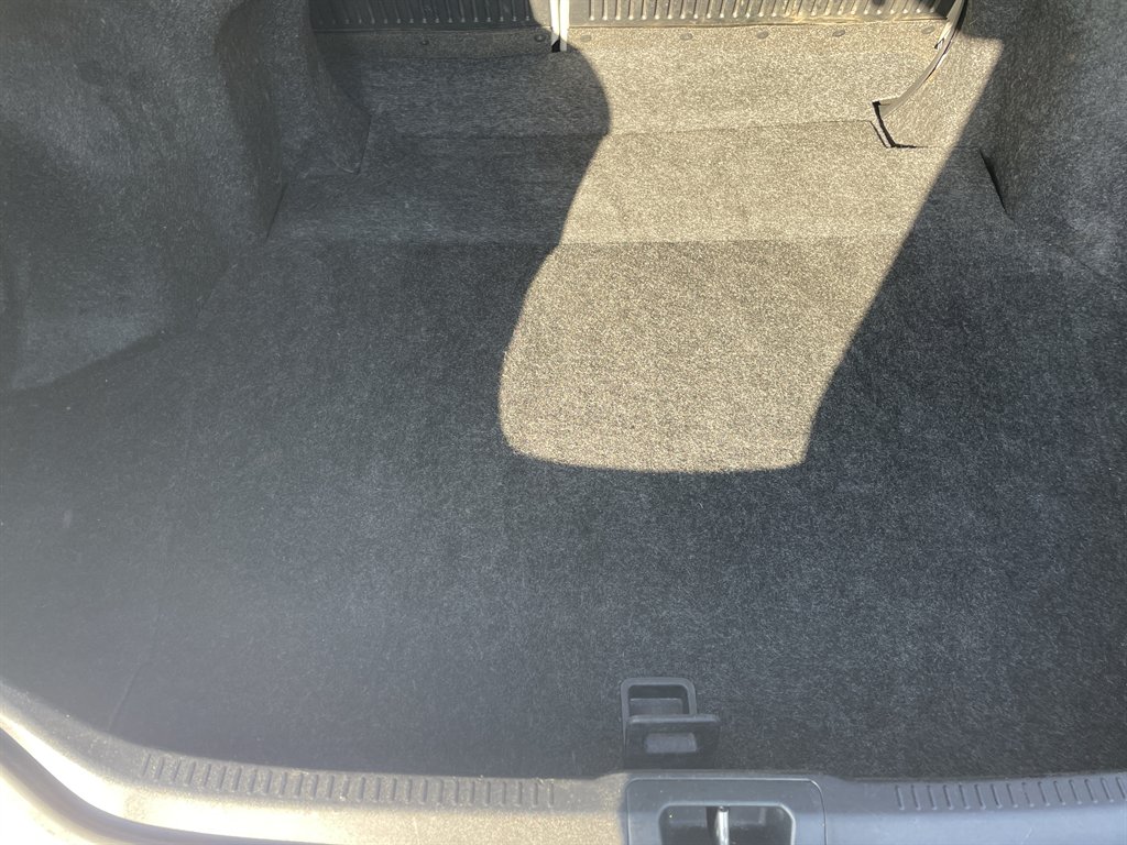 2013 Toyota Camry LE - Photo 24